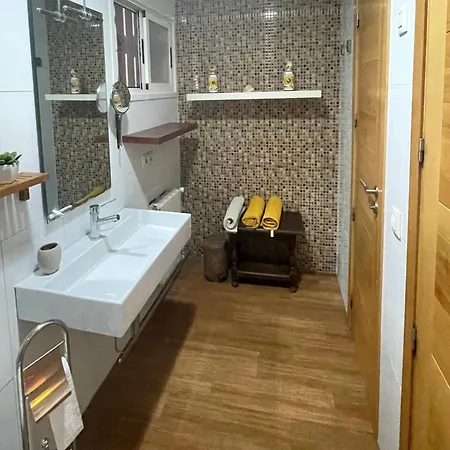 Apartamento 2º Montanar Apartment
